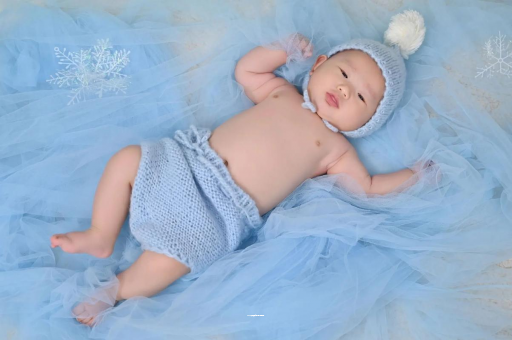 广州代怀试管生子宝宝几个月开始吃辅食